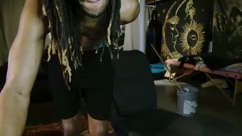 xxxjrstrokesxxx online show from November 15, 7:21 am