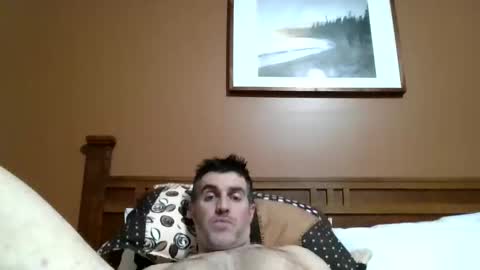 xxxtylerrayne online show from December 10, 11:42 pm