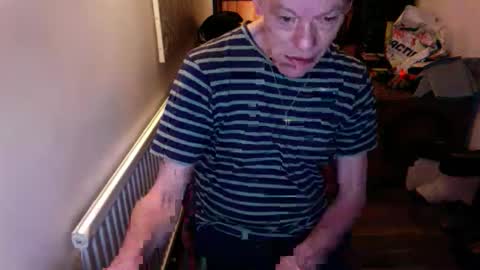 Snapshot of xxxwjs2014 chatting on February 28, 6:10 am big cock uncut online show from February 28, 6:10 am