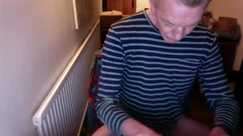 Snapshot of xxxwjs2014 chatting on October 10, 7:57 am big cock uncut online show from October 10, 7:57 am