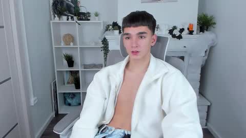 yamitwink online show from October 25, 10:22 pm