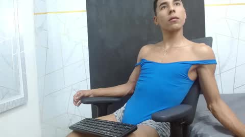   Y  A  R  A      online show from January 7, 1:16 pm