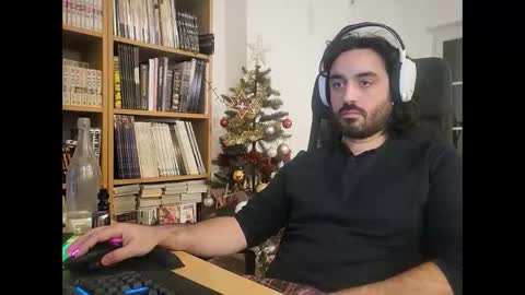 yeeaahoo online show from December 5, 9:06 pm