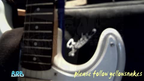 Snapshot of yellowsnakes chatting on October 2, 11:09 pm .     y e l l o w s n a k e s       . online show from October 2, 11:09 pm