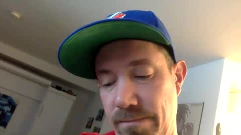 yesplesae online show from March 8, 5:41 pm