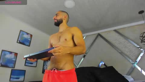 Yiyo online show from February 14, 4:26 am