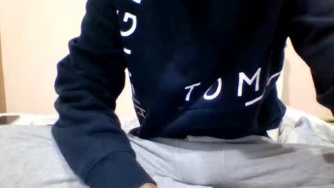 yooring online show from February 3, 3:26 am