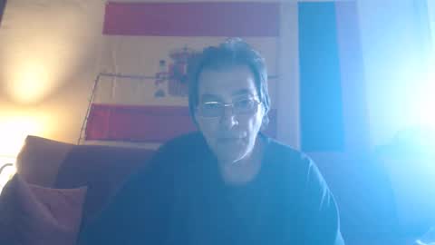 yosep online show from November 15, 9:11 am