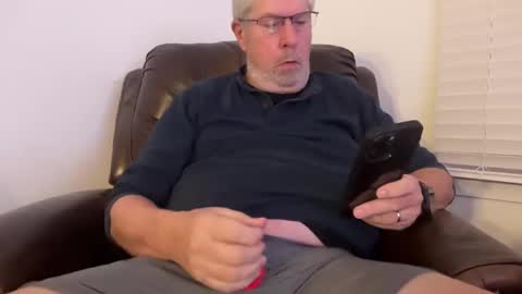 Colorado Guy Straight online show from January 11, 1:32 pm