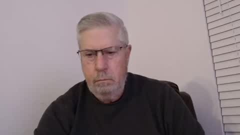 Colorado Guy Straight online show from December 10, 12:49 pm