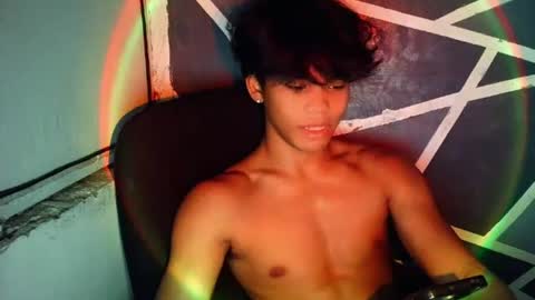 rainy online show from June 25, 10:24 pm