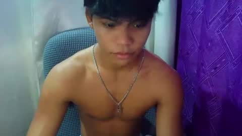 rainy online show from August 3, 12:31 am