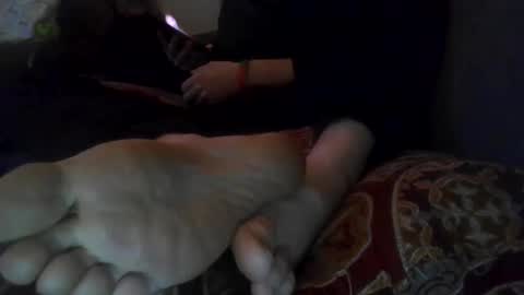 yourloyalfootsub online show from January 4, 11:33 am