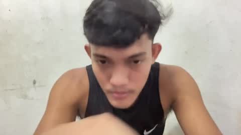 yourstreetguy_kenneth online show from July 27, 9:55 pm