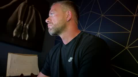 You want us 69 online show from October 20, 5:22 am