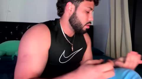 Snapshot of yovngbabyg4 chatting on October 26, 7:54 am yovngbabyg4 online show from October 26, 7:54 am