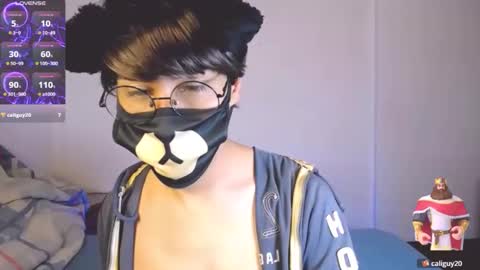 Snapshot of yuniorb chatting on October 22, 3:54 am the puppy boy online show from October 22, 3:54 am