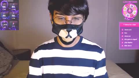 Snapshot of yuniorb chatting on September 19, 3:51 am the puppy boy online show from September 19, 3:51 am