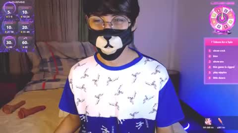 Snapshot of yuniorb chatting on February 26, 3:32 am the puppy boy online show from February 26, 3:32 am