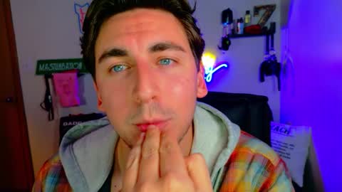 Zach Rhyder online show from November 27, 2:15 am