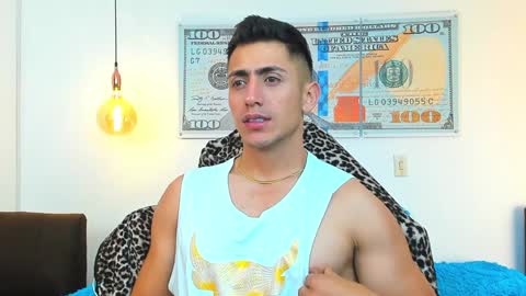 zachpri20 online show from January 16, 8:33 am