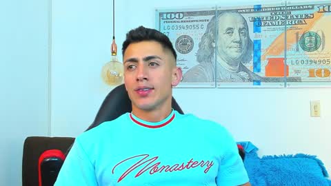 zachpri20 online show from January 27, 9:23 am