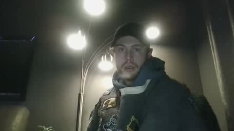 zack10101010 online show from February 19, 9:06 am