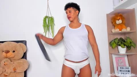 zack online show from February 16, 11:36 pm