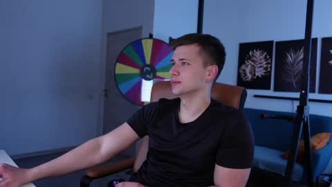 ZACK GILLIAN online show from May 24, 4:24 pm