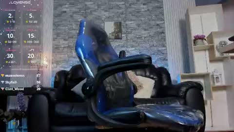 zack_joness10 online show from June 12, 5:28 am