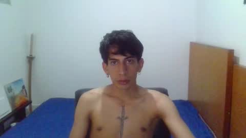 Snapshot of zack_kingg chatting on October 26, 6:10 pm Zack King online show from October 26, 6:10 pm