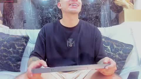 Zack online show from March 9, 2:50 am