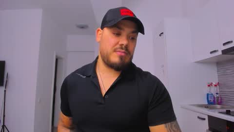 Zack online show from November 20, 1:16 am