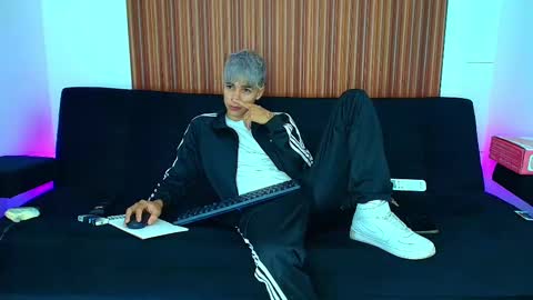 zack online show from March 7, 8:00 pm