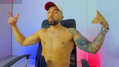 Alex Blade online show from January 9, 11:54 pm