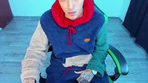 BiG Zafiro online show from April 12, 11:55 am