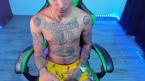 BiG Zafiro online show from May 25, 12:33 pm