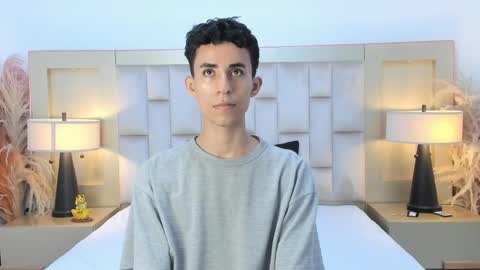 zahir_ashar online show from April 8, 12:33 am