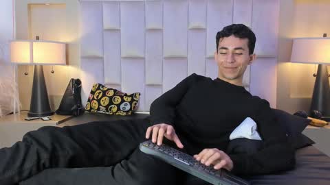 zahir_ashar online show from March 21, 1:53 am