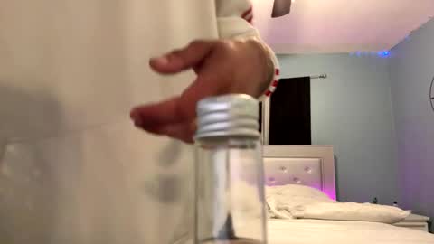 Edii online show from December 8, 3:43 am