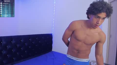 Snapshot of zanxley_ chatting on February 27, 6:53 pm zanxley_ online show from February 27, 6:53 pm