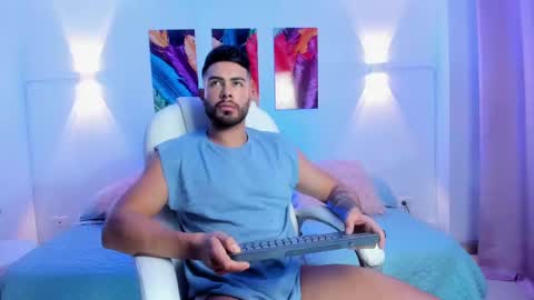 Snapshot of zarekfox chatting on September 18, 11:51 pm Zarek online show from September 18, 11:51 pm