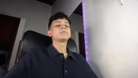 Zarek online show from October 20, 8:02 pm