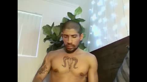 zayden online show from November 5, 12:01 am