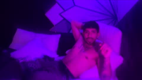 zayden online show from February 14, 9:32 pm