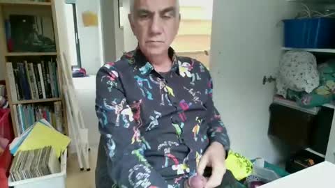 Snapshot of zeep16 chatting on October 18, 12:21 pm zeep16 online show from October 18, 12:21 pm