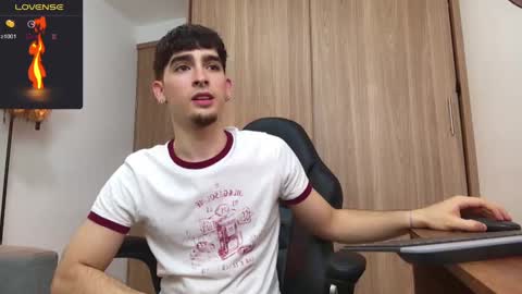 Snapshot of zenn_rush chatting on January 16, 1:27 am Zenn online show from January 16, 1:27 am