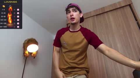 Snapshot of zenn_rush chatting on January 5, 1:04 pm Zenn online show from January 5, 1:04 pm