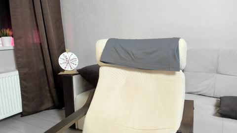 Andrew online show from November 26, 8:45 pm