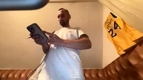 zervale online show from September 16, 2:34 am